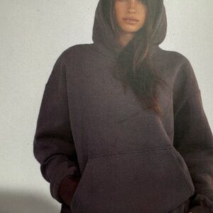 Comfrt signature Hoodie oversized Large chocolate brown Brand New with Tags